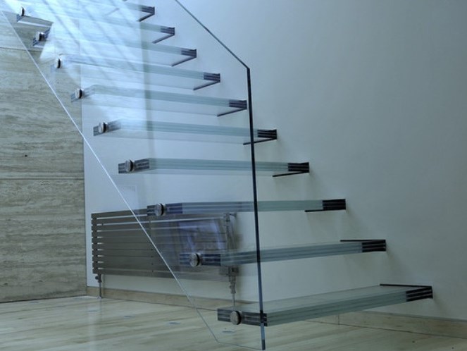 schody i podlogi szklane